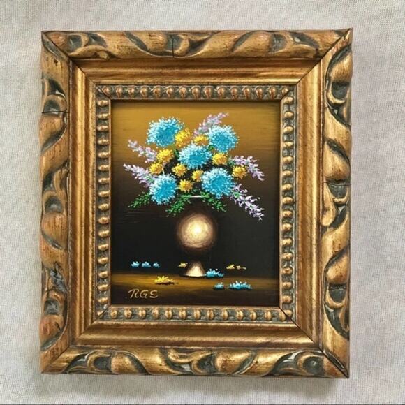 Blue Chrysanthemums Detailed Floral Painting with Vase by Roy Swanson - Picture 6 of 14